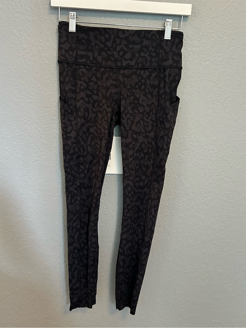 Lululemon Fast & Free - High-Waist Leopard Print Performance Leggings - Black